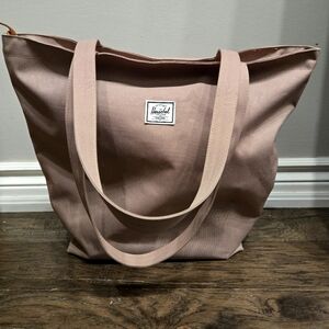 Herschel Mica Tote in Ash Rose